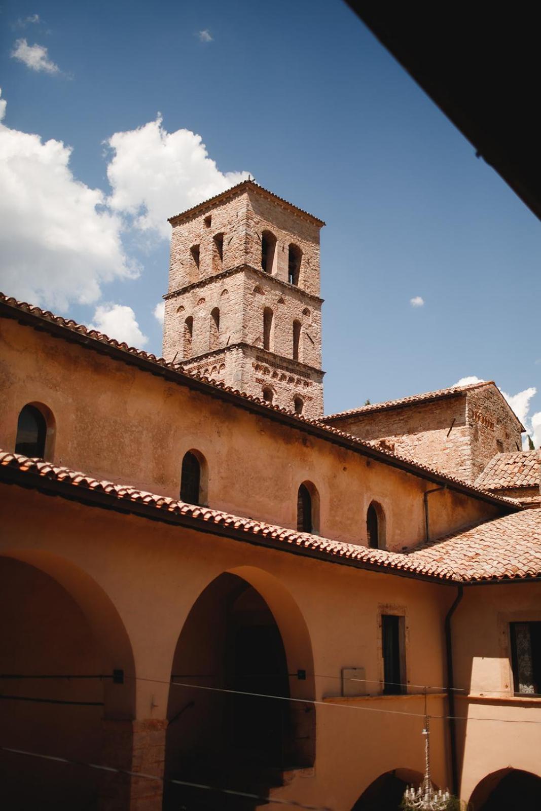 Abbazia San Pietro In Valle Ferentillo Exteriör bild